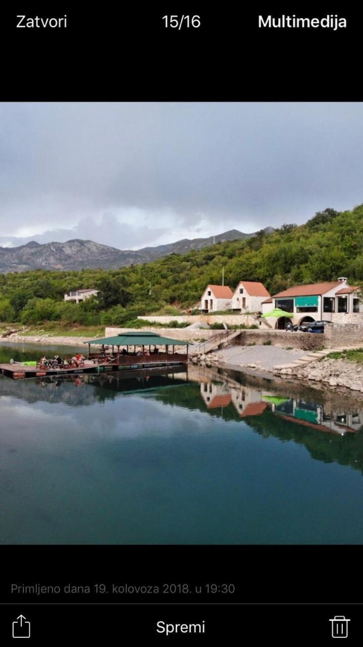 Splav "Slap" - Bungalovi Danilovgrad 外观 照片